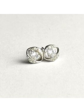 CZ Sterling silver stud earrings 🆕